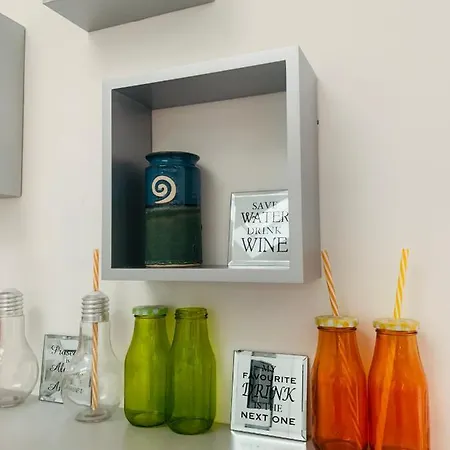 Station House בלינה