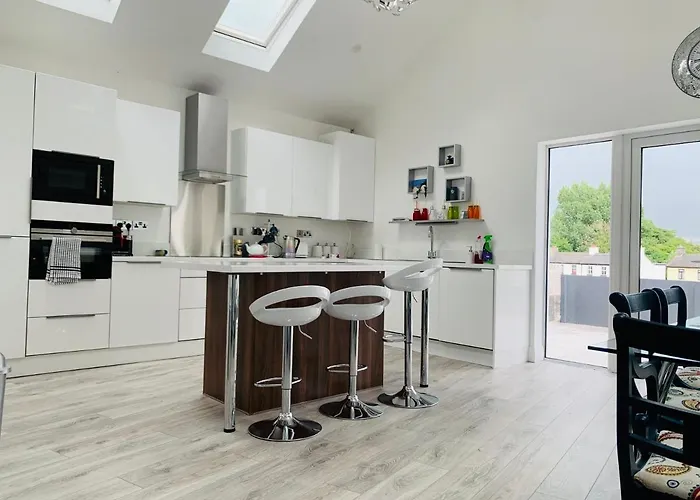 Semesterbostad Station House *